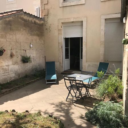 -Le Petit Rochelais- Centre Ville, Stationnement, Netflix - Ideal Couples, Familles, Business Ніор Екстер'єр фото