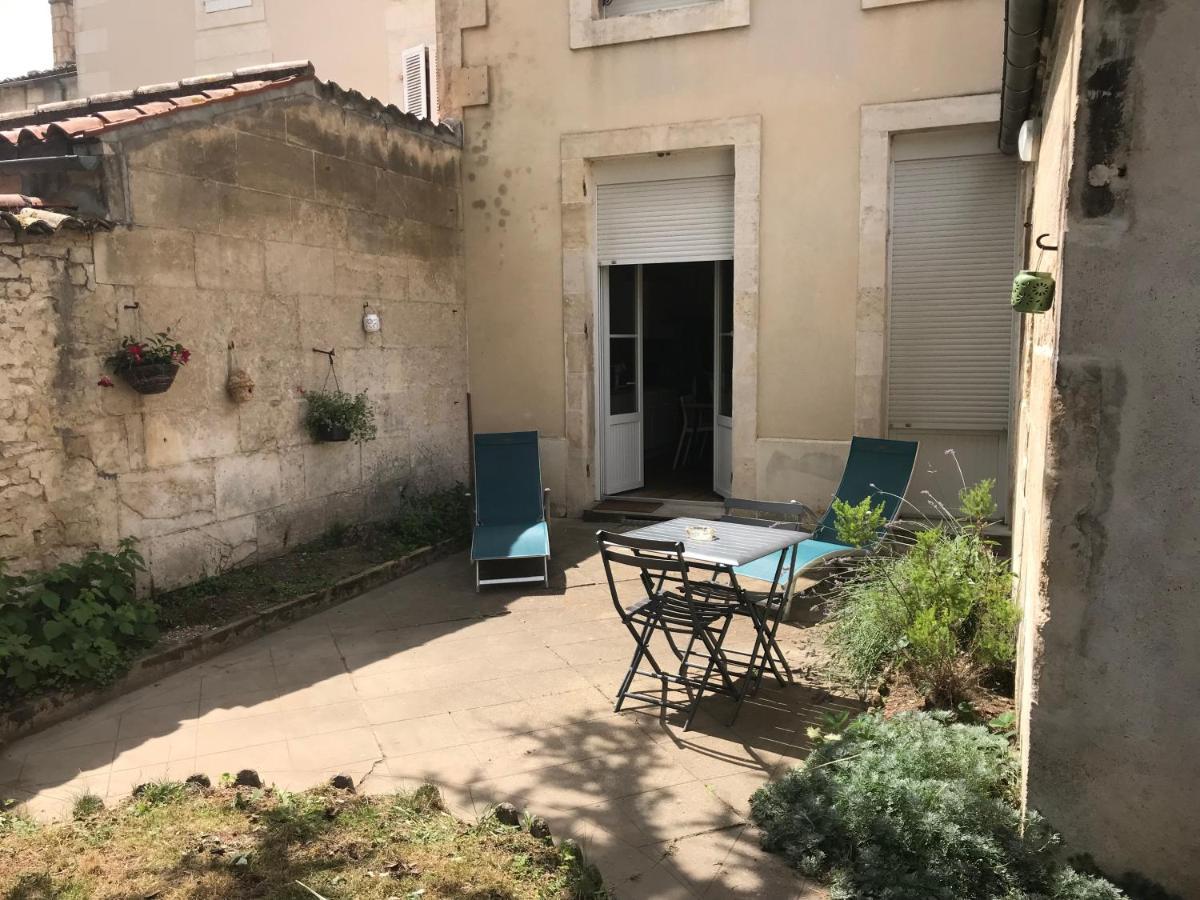 -Le Petit Rochelais- Centre Ville, Stationnement, Netflix - Ideal Couples, Familles, Business Ніор Екстер'єр фото